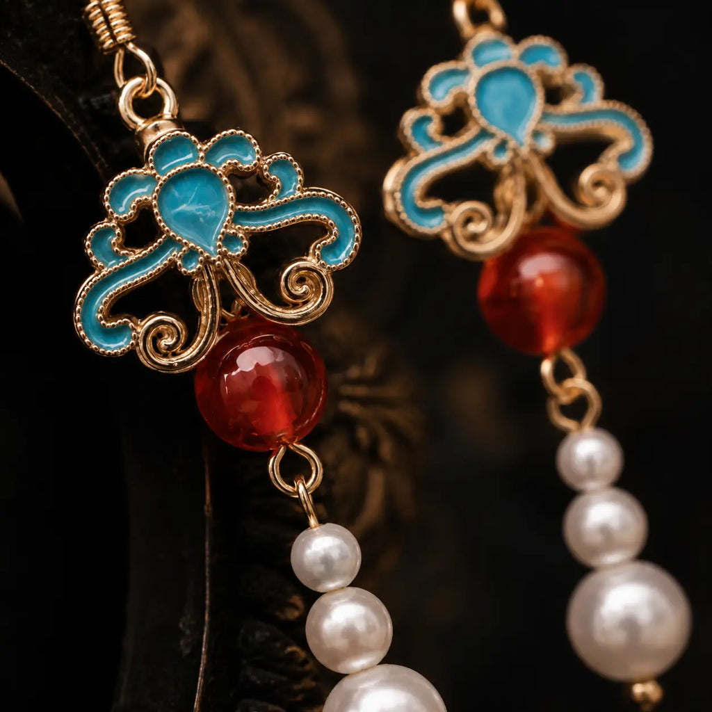 Palace Pearl Lantern Earrings