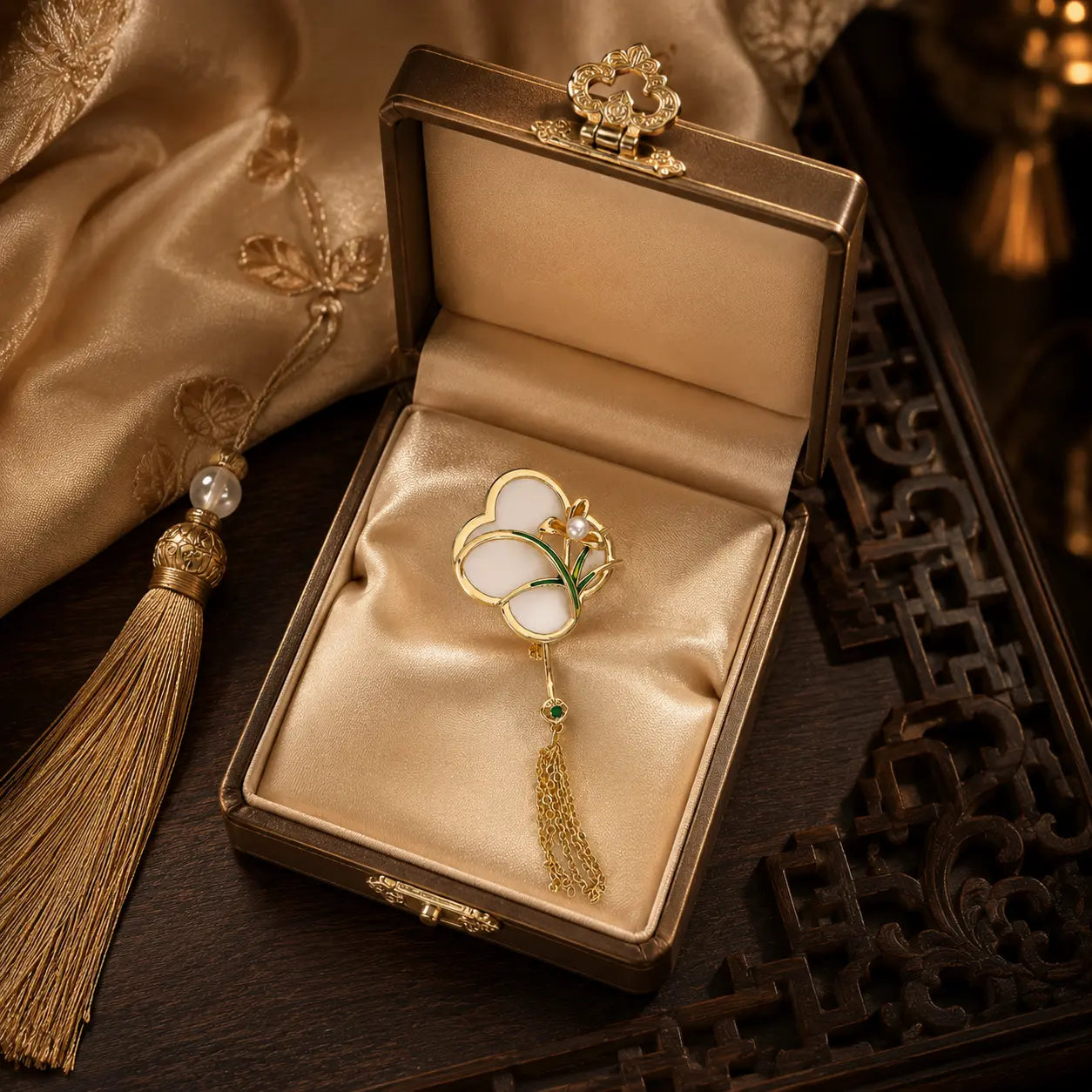 Golden Blossom Palace Tassel Brooch