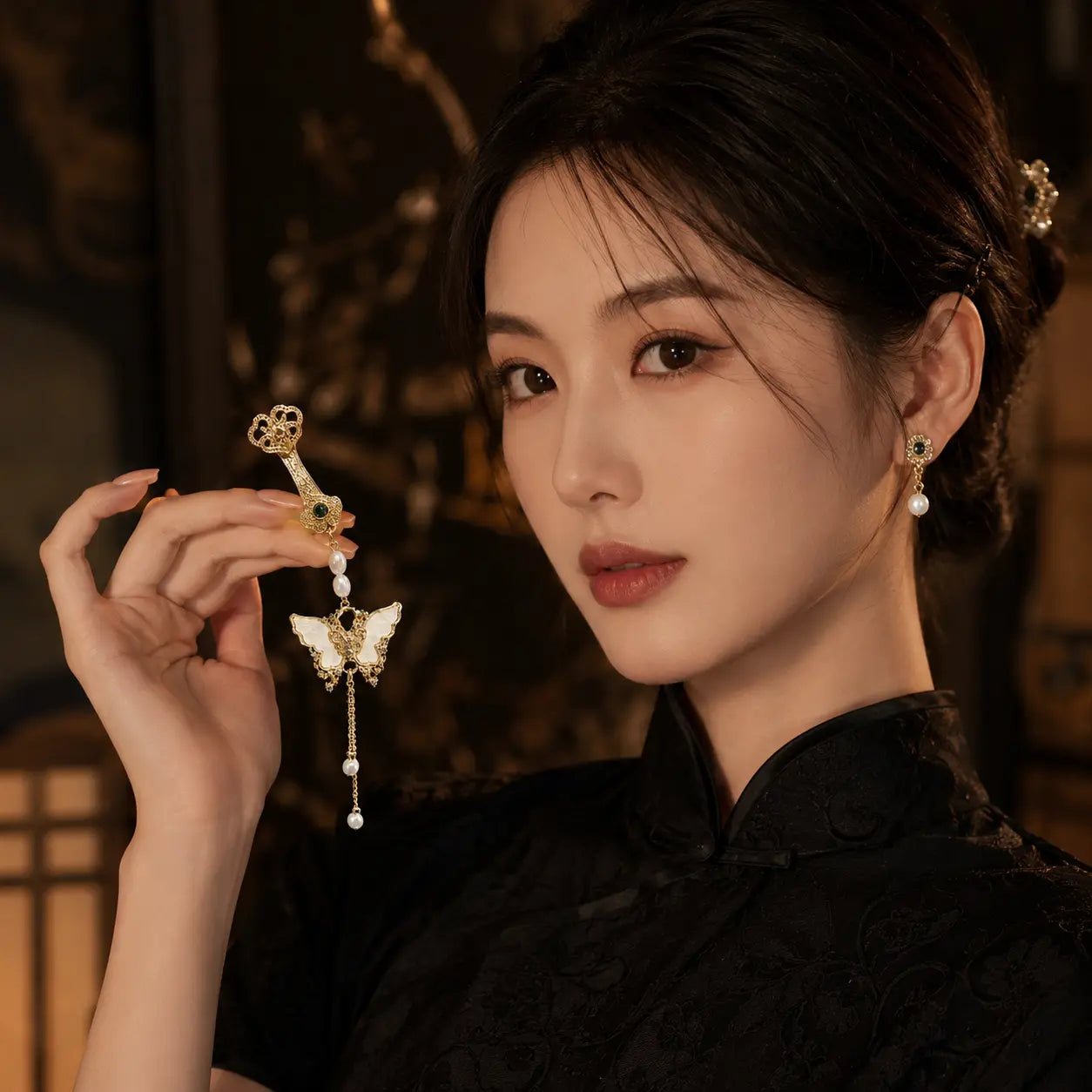 Imperial Butterfly Pearl Tassel Brooch