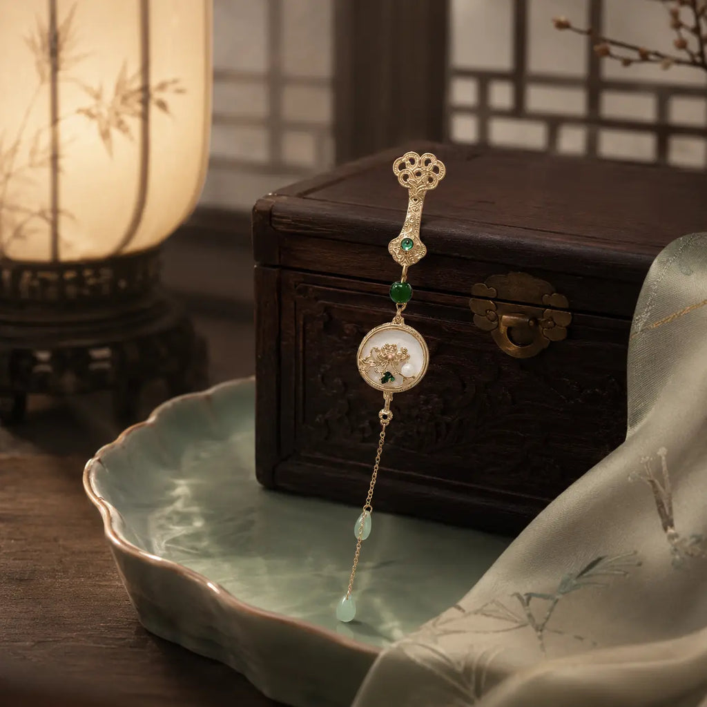 Moon Garden Jade Tassel Brooch