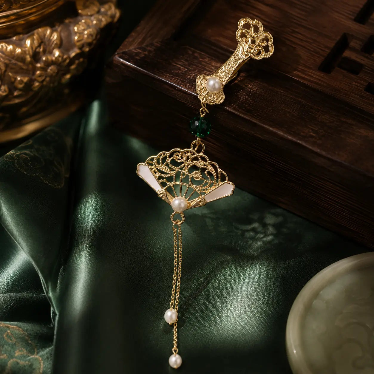 Imperial Fan Pearl Tassel Hairpin