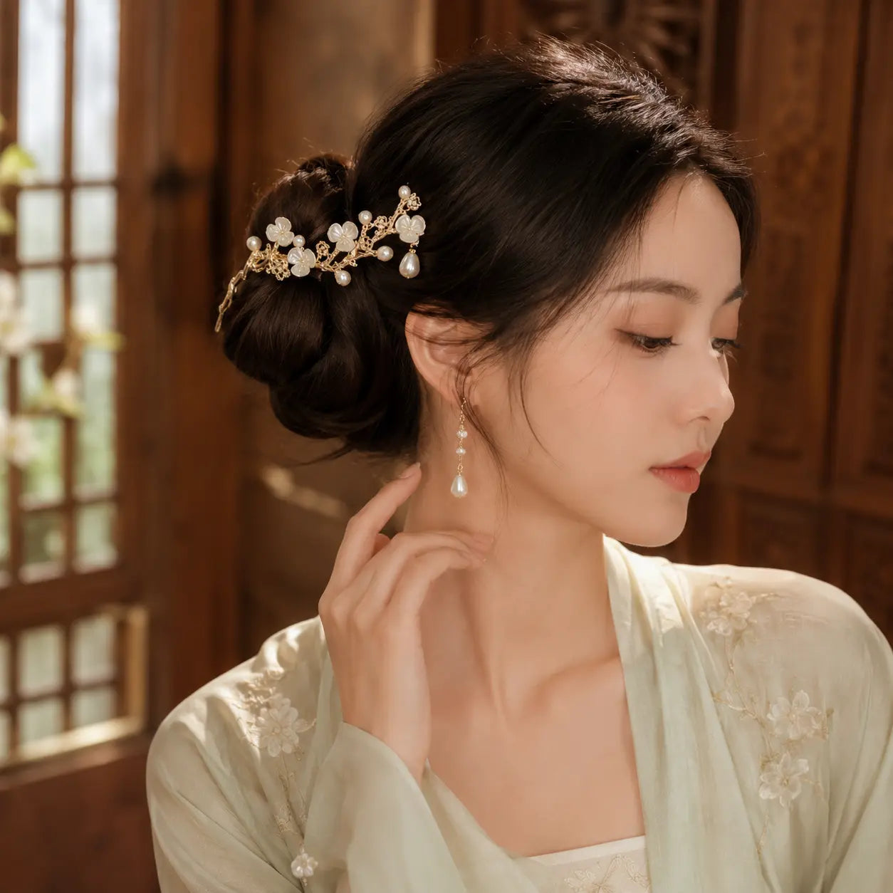 Imperial Plum Blossom Pearl Hair Stick