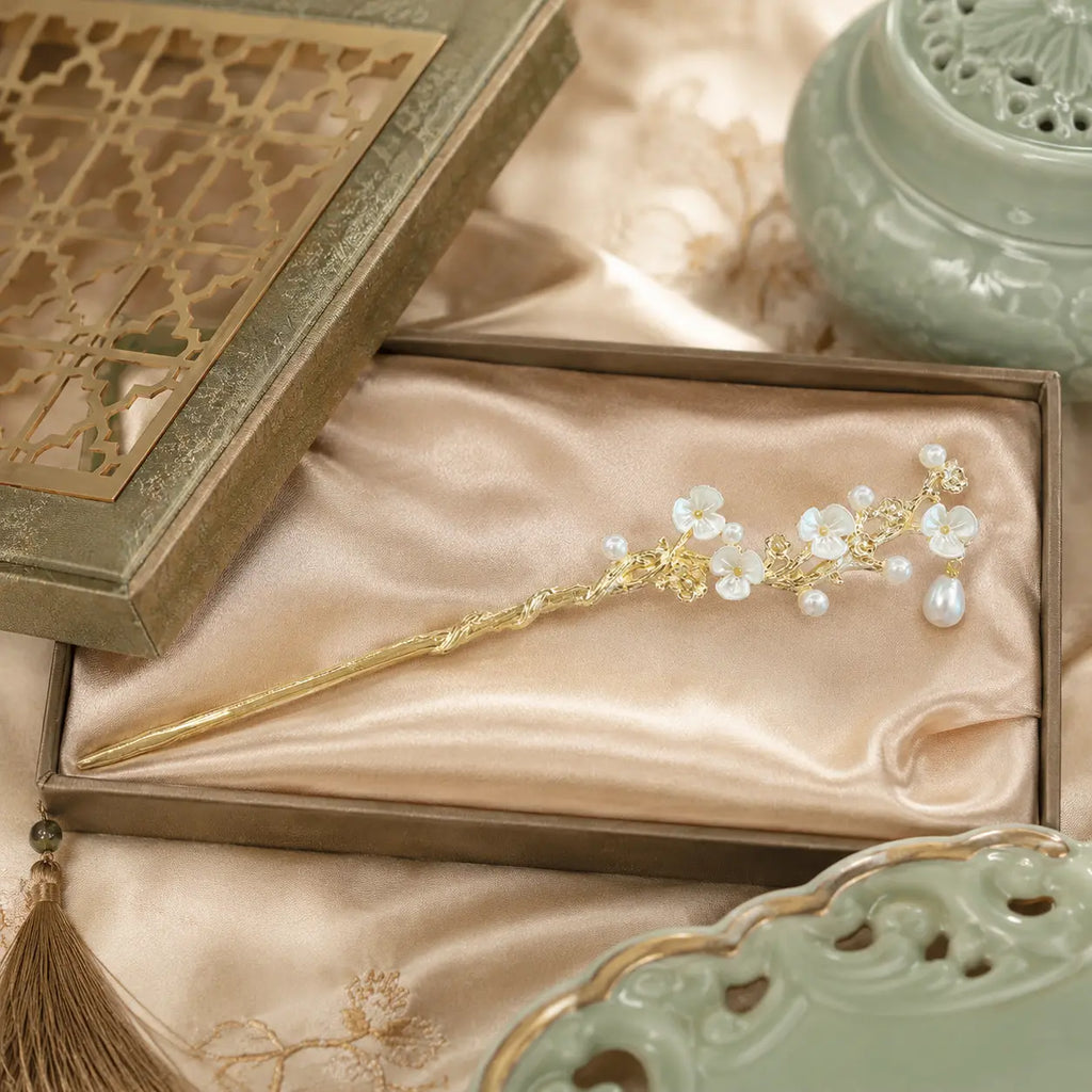Imperial Plum Blossom Pearl Hair Stick