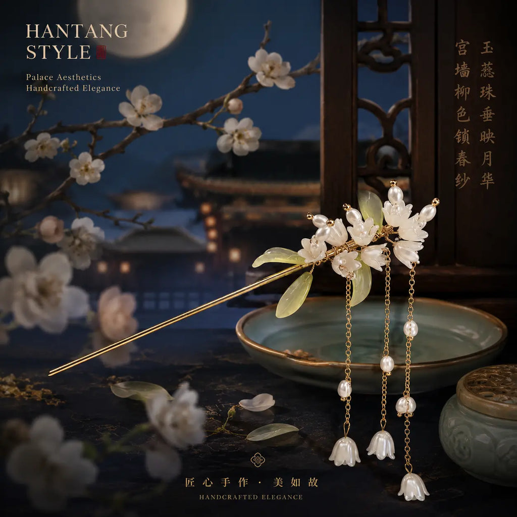 Moon Blossom Jade Leaf Tassel Hairpin