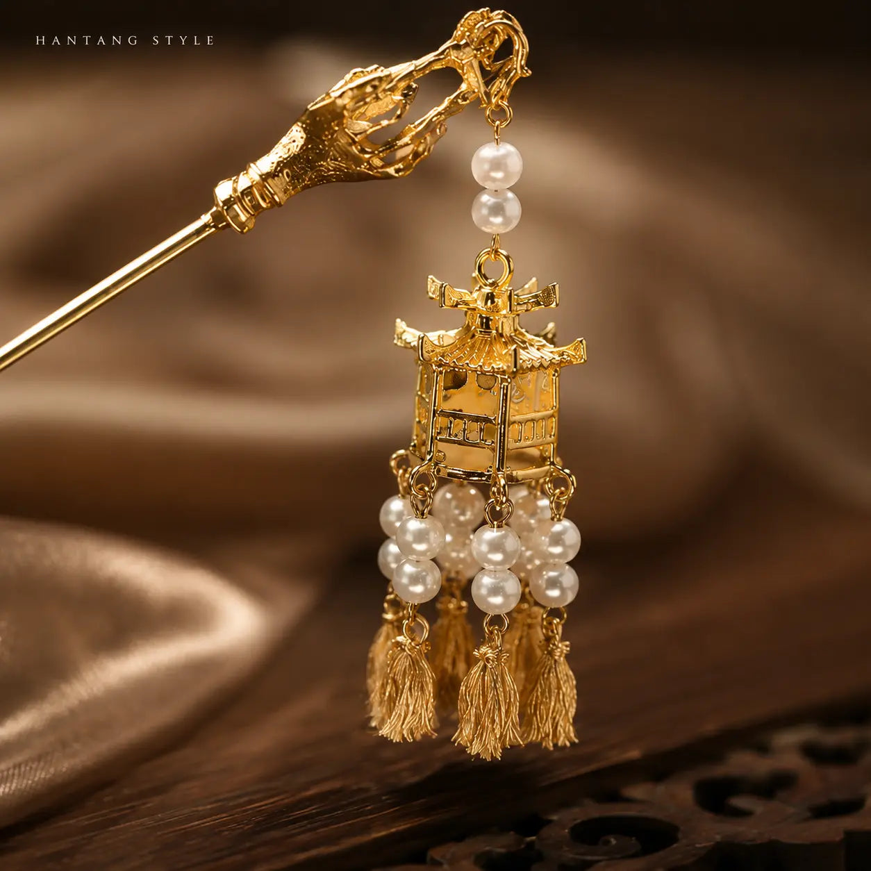 Golden Palace Lantern Pearl Tassel Hairpin