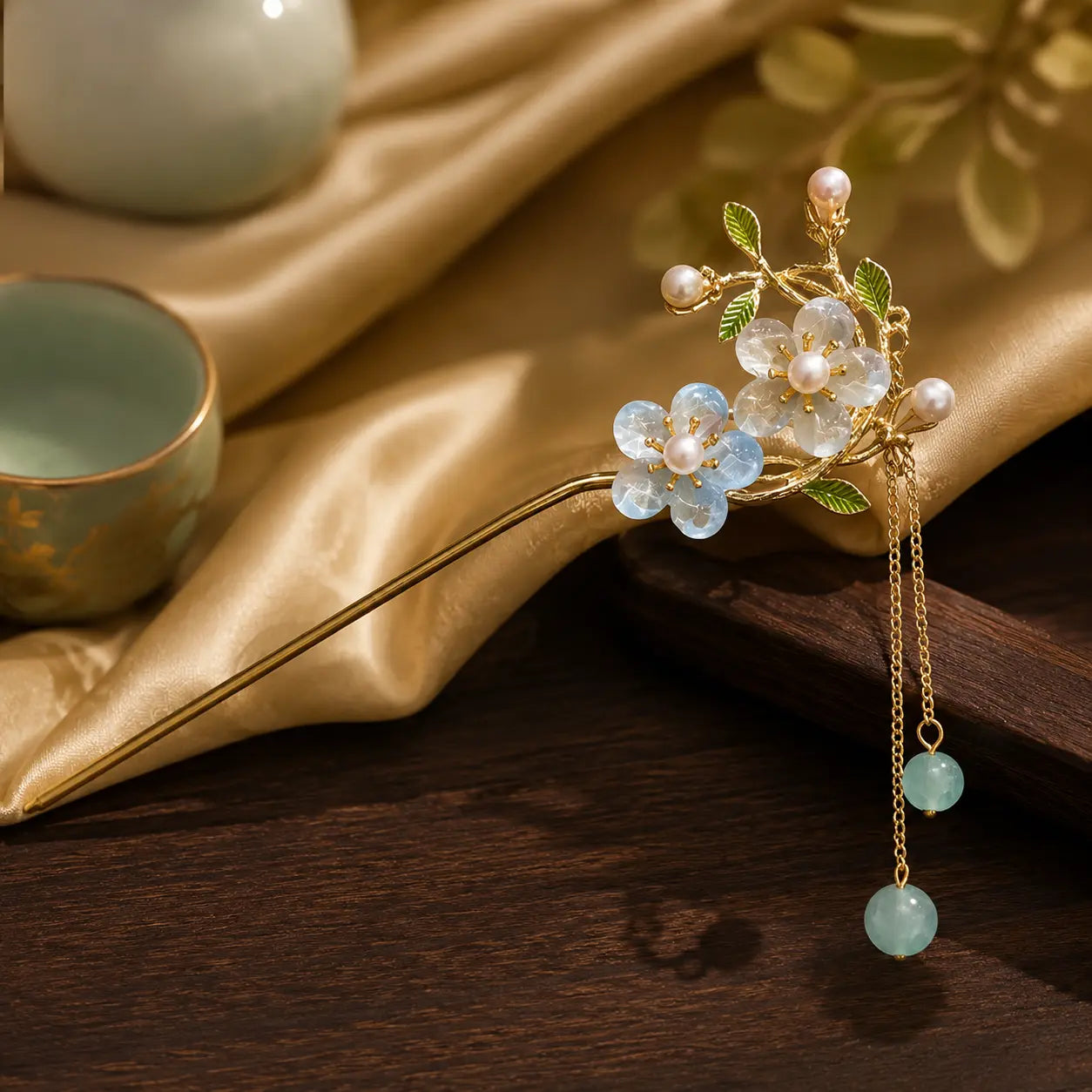 Azure Blossom Pearl Tassel Hairpin