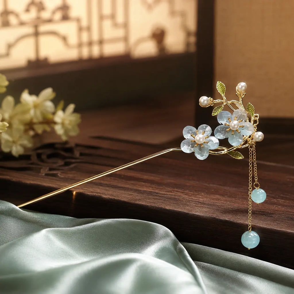 Azure Blossom Pearl Tassel Hairpin
